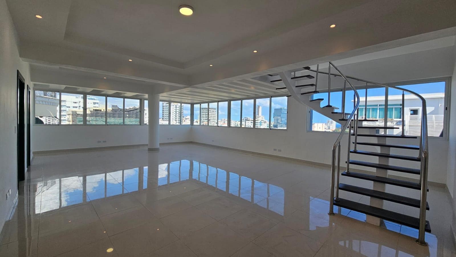 Hermoso Penthouse en Mirador Norte