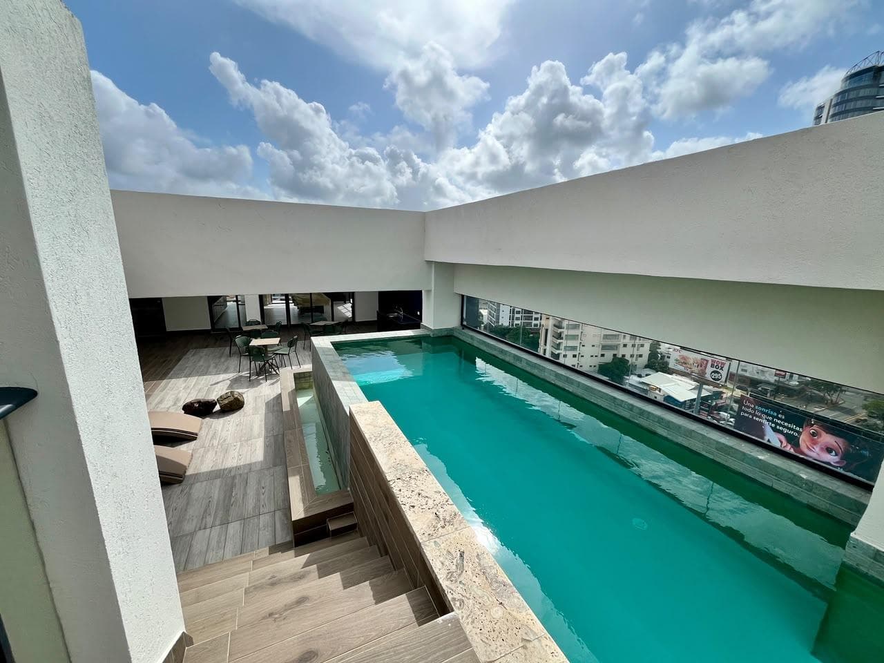 NACO: Apartamento de 1 Habitación en Torre Moderna con amenidades como piscina, terraza, co-working, gimnasio, beauty salon, salones multiusos, en Venta por US$155,000